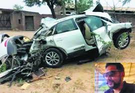 Samana Sho Dies As Car Truck Collide 27:08 indiatv 1 796 982 prosmotra. samana sho dies as car truck collide