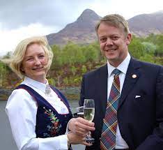 If you advance the companions quest line to a certain point (or visit falion in morthal for some reason) you will no longer be a vampire lord but harkon can bestow his gift to you again if he's still alive. How To Become A Lord Laird Or Lady Highland Titles