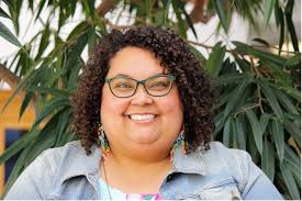 Calling all Haskayne undergraduate students! 📢 Are you in our co-op  program or know someone in the co-op program who is passionate about  marketing? We're looking to hire a full-time Marketing and