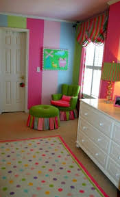 Kinderzimmer Streichen 20 Bunte Dekoideen Kinderzimmer Streichen Kinder Zimmer Kinderzimmer Dekor