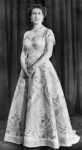 Ontdek de perfecte stockfoto's over elizabeth ii coronation en redactionele nieuwsbeelden van getty images kies uit premium elizabeth ii coronation van de hoogste kwaliteit. Queen Elizabeth Ii In Her Coronation Gown 7179731 Framed Photos