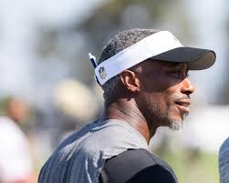 A lot of familiar faces at #SaintsCamp today: Drew Brees, Roman Harper,  Lance Moore, Scott Shanle, Scott Fujita and Rodney Leisle ⚜️