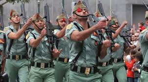 Über 7 millionen englischsprachige bücher. Twitter Roasts Thirsty Tweets Over Spanish Legion Soldiers Know Your Meme