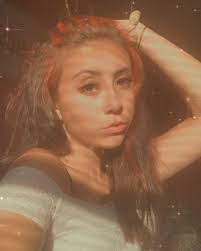 Lindsay Castillo's Instagram, Twitter & Facebook