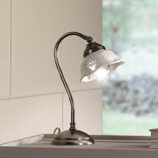 Dass die #nachttischlampe #weidel hoffentlich im september aus dem bundestag gewählt wird, darauf freue ich mich. Nostalgische Nachttischlampe Im Landhausstil
