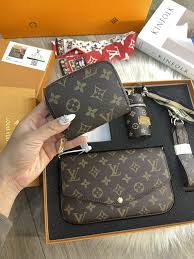 Hộp Quà Combo 3 Món Louis Vuitton Túi Ví Móc Khóa