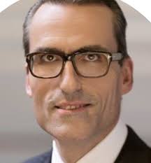 CS-Top-Manager auf Absprung