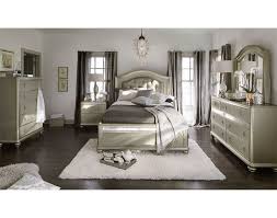 Platinum Resplendence The Serena Bedroom Suite Offers An Air Of Sophistication And Glamour That Anyone Can Appr Value City Furniture Bedroom Sets City Bedroom