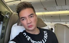 Thân thế đại gia bị Đàm Vĩnh Hưng kiện