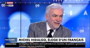 Pascal praud sur cnews : Face A L Info Pascal Praud A L Arret Eric Zemmour Paralyse Sur Cnews Toutelatele
