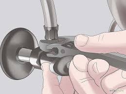 Standard sink supply line size the copper, galvanized steel or pex pipes that constitute a residential water supply system are of two main diameters. Removing The Water Supply Line On A Kitchen Sink Terry Love Plumbing Advice Remodel Diy Professional Forum