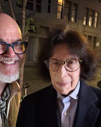 I told her I had a thousand questions and couldn't think of any. She said:  Ya. 🤍 . . #franlebowitz #legend #icon #newyork #arthistory #newyorkcity  #iloveny #streetphotography #streetphotographers #pride #lgbtq #mood  #celebrity #