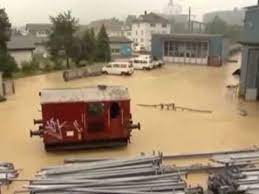 Wettervorhersagen und messwerte für das land „schweiz und die städte bern, zürich, genf, basel, lausanne, etc. Unwetter Im Kanton Luzern 22 August 2005 Youtube