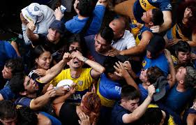 River plate y boca juniors, que en diciembre de 2018 protagonizaron una histórica final de copa libertadores ganada por el millonario en un escenario insospechado, madrid, volverán a enfrentarse este martes tengo muy buenos amigos de river y conozco a marcelo gallardo hace muchos años. Contra Los Hinchas The New York Times