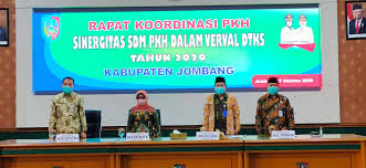 Check spelling or type a new query. Bupati Jombang Hadiri Rakor Pendamping Pkh Minta Petugas Kawal Verval Dengan Baik Jatim Times