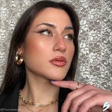 Monica Marron's Instagram, Twitter & Facebook