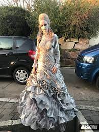 Diese kostüme sind einfach kult und werden nie aus einer mode kommen: Zombie Kostum Selber Machen Ideen Diy Anleitung Maskerix De