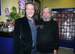 Πέθανε η ηθοποιός γκέλυ μαυροπούλου. 8eatriko Reunion H Palia Genia Twn H8opoiwn Sthn Premiera Toy A Antwnopoyloy