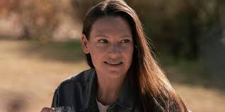 Tess Love's Instagram, Twitter & Facebook