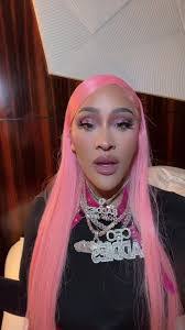 Natalie Rapp's Instagram, Twitter & Facebook