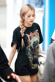 Of course since each member of blackpink is the ambassador for a different fashion brand, i have to include at least one outfit for each member wearing that brand! Pin By Drkruegerlover On Rose Blackpink Airport Style Blackpink Fashion Rose Fashion Kpop Outfits
