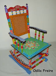 Cadeira De Balanco Da Noemi Painted Furniture Whimsical Painted Furniture Whimsical Furniture