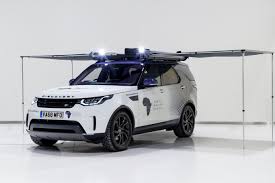 Fresh new series to inspire, inform and entertain you are added all the time, from lifestyle and true. Land Rover Discovery Bringt Als Rollendes Labor In Afrika Den Medizinischen Fortschritt Voran Jlr Corporate Homepage