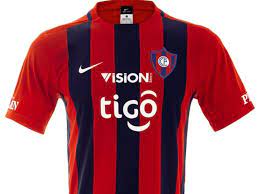 Criada pela nike, a camisa titular do cerro porteño para 2018, é a pedida certa para os torcedores vibrarem pelo time em todos os momentos. Paraguay Se Disparan Las Ventas De Cerro Porteno Noticias Distribution 748176