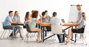 Souvent vu comme une contrainte, la formation offre pourtant de nombreux avantages. La Formation Professionnelle Pour Un Metier D Avenir Tanitjobs Com