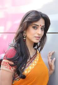 Navel press aunty hot romance hot romance bold navel. Mahi Gill Hot Saree Blouse Pics New Hd Bikini Photos