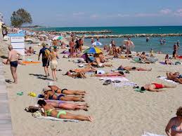 Vreme cu nori şi soare temperatura minima. Vreme PerfectÄƒ Pentru PlajÄƒ Pe Litoral
