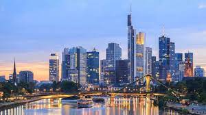 Our main task is to maintain price stability in the euro area and so preserve the purchasing power of the single currency. Commerzbank Deutsche Bank Angst Um Arbeitsplatze Euractiv De