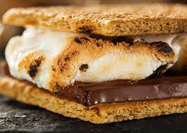 At your next campfire, try preparing this wonderful dish for a dessert. How To Make Campfire S Mores 7 Recipes Classic 6 Variations Gudgear