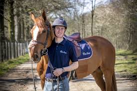 Jos verlooy (bel) & domino , had a double clear round in the switzerland's n.c., csio5* st. Op Bezoek Bij Topruiter Jos Verlooy Ik Ben Zo Vaak In Het Grobbendonk Gazet Van Antwerpen Mobile