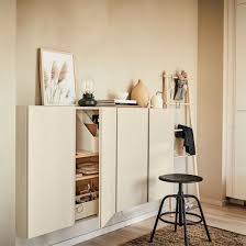 Ein Unbehandelter Holzschrank Wie Ikea Ivar Schrank Kiefer Lasst Sich Wunderbar In Der Jeweiligen Wandfarbe St Ivar Schrank Mobel Furs Wohnzimmer Wohnung Mobel