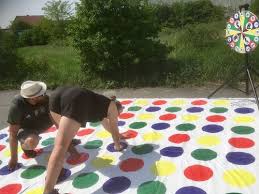 Riesen Twister Xxl Tagesmietpreis Kindergeburtstag Spiele Spiele Fur Kinder Ferienprogramm