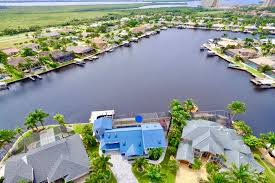 Dockage is included with your rental but slip size varies so please verify with your reservationist. Villa Key West Cape Coral Vacation Rental At Floridas Westcoast Coralvilla