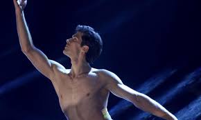 Pictures taken from roberto bolle's instagram; Roberto Bolle Ecco Chi E Con Il Ballerino Nella Bellissima Foto Scattata A Venezia Radio Monte Carlo