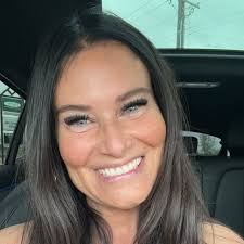 Mandy Powers (@mandylopowers) • Threads, Say more