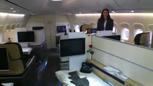 Похожие запросы для boeing 747 8 interior photos. Airliners De Lufthansa 747 8 Cabin Walkthrough Youtube