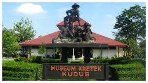 Kepala unit pelaksana teknis museum kretek kudus kasman sutiyono di kudus, jateng, jumat (18/10/2019), mengakui pameran bersama museum pantai utara (pantura) pulau jawa di museum kretek kudus, jawa tengah, diklaim mendongkrak jumlah kunjungan wisatawan ke museum itu. Museum Kretek Kudus Tribunnewswiki Com Mobile