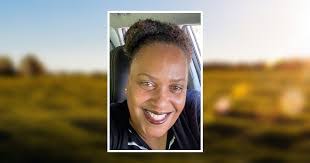 Miranda Darnell's Instagram, Twitter & Facebook