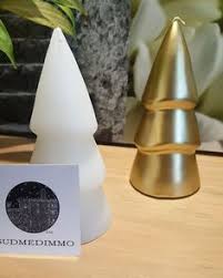 Vraiment Pas Pu Resister Noel Christmas Agenceimmobiliere Fetes Realestateagent Sudmedimmo Southoffrance Appartement Home Decor Decor Ring Holder