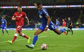 The bath born defender began his career at yate town and chippenham town before a move to ipswich town provided his. Southampton Released Tyrone Mings Because He Was Too Small Now The 6ft 5in Defender Is Wanted By Arsenal Daily Mail Online