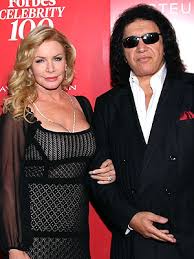 Gene formed a rock band named wicked lester in the early 70s with paul stanley. Shannon Tweed Gene Simmons Marry Wedding To Air On Family Jewels People Com