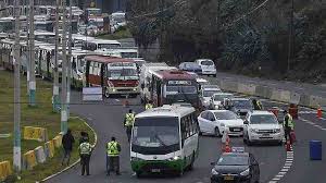 Frequently referred to as simply valpo, it is located approximately 120km west of the capital, santiago de chile. Intendente De Valparaiso Y Tacos Si Otorgamos Teletrabajo Diferimos Los Horarios De Ingreso Esto Va A Disminuir Emol Com