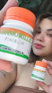 🌿 Emagreça e sinta-se mais leve por dentro e por fora! O Chamomille Power  auxilia na redução do estresse, trazendo mais equilíbrio e bem-estar.  💆‍♀️✨ . Chamomille Power 💻 Site na Bio