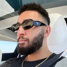 George Messiah (@gmess06)