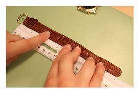 If you have a smaller wrist, a watch measuring 40mm or larger may be too wide for you. Measure Watch Bands Find Watch Bands Width Esslinger Com Esslinger Watchmaker Supplies Blog