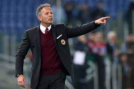 Parody account of siniša mihajlović. Sinisa Mihajlovic Sacked As Ac Milan Manager Latest Details Comments Reaction Bleacher Report Latest News Videos And Highlights
